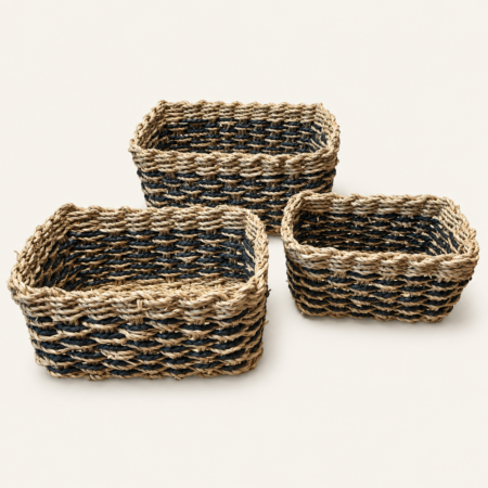 Cesta de junco marino y papel rectangular