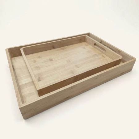 Bandeja rectangular bambú de tonos claros