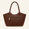 Bolso shopper trenzado efecto piel en varios colores